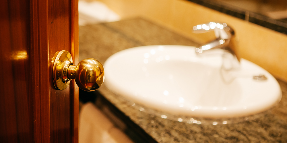 Locked Out Of Your Bathroom 8 Ways To Unlock Your Bathroom Door