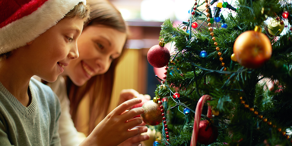 decorating-the-tree