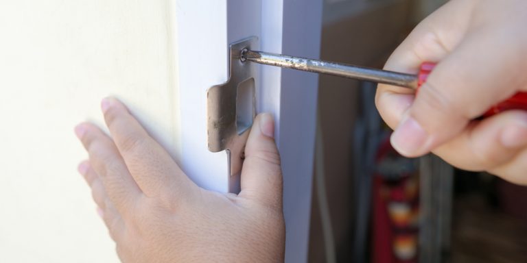 How To Fix Stuck Door Latch