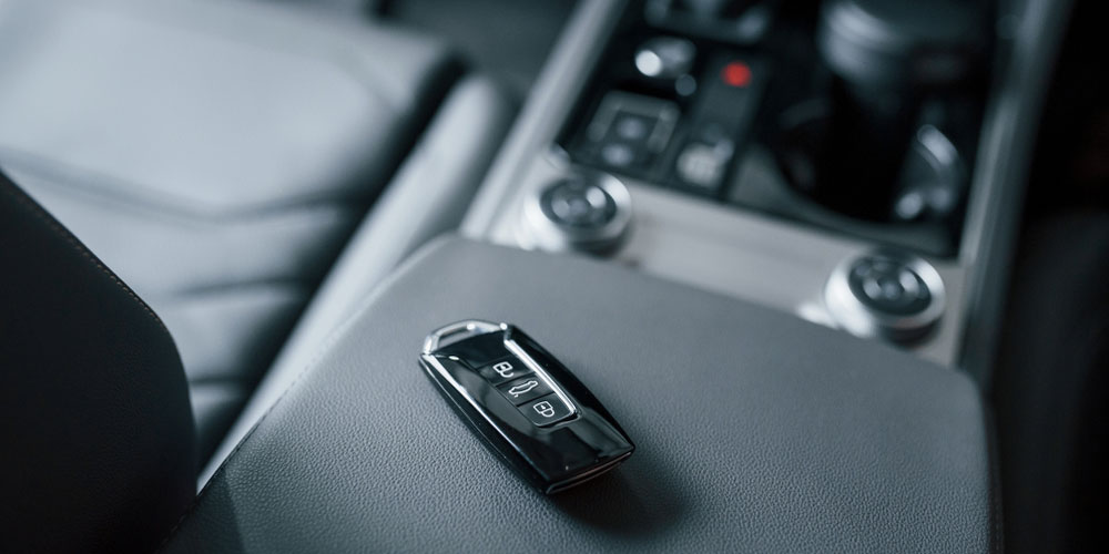 Puoi bloccare le chiavi in ​​un'auto di entrata senza chiave?